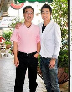 (圖)趙樹海和趙又廷父子倆