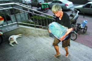 高美運(yùn)送水