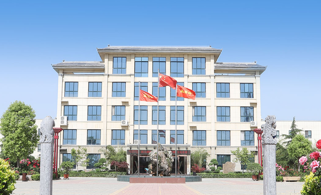 春都集團 - 副本.jpg