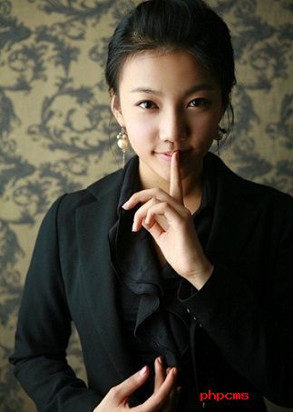 李彩英