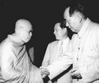 中國佛教領袖趙樸初逝世
