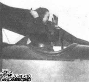 女飛行員布羅姆韋爾歿于空難
