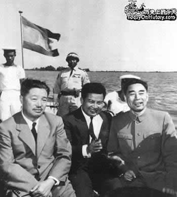 賀龍?jiān)獛浌腔野卜艃x式舉行