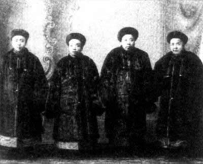 鄒容著作《革命軍》出版
