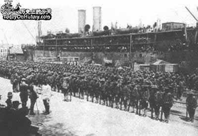 潘興率美軍在法國(guó)登陸
