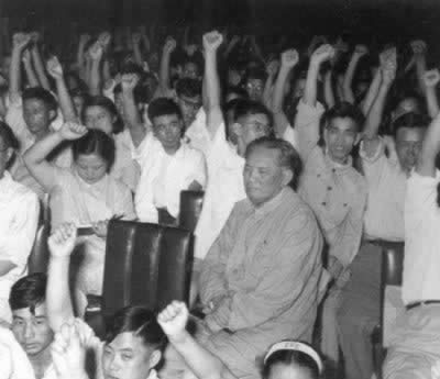 我國反右派運動開始