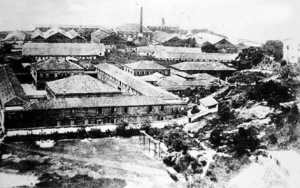 左宗棠在福建奏設(shè)船政學(xué)堂，成為中國(guó)最早的海軍學(xué)校