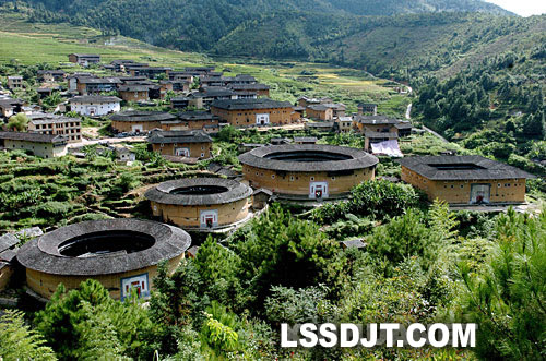 中國“福建土樓”被正式列入《世界遺產名錄》