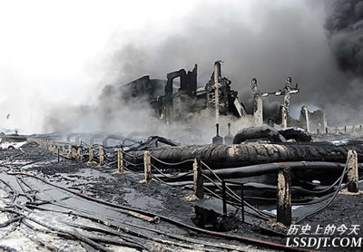 大連新港中石油輸油管道發生爆炸起火