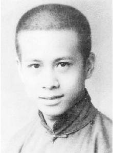 全球華人首富李嘉誠出生
