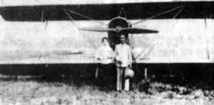 1923年7月30日 中國自行設計生產第一架飛機（圖片來源：歷史上的今天TodayOnHistory.com）