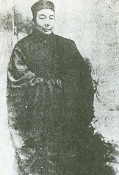 中國第一所專業藝術學校成立