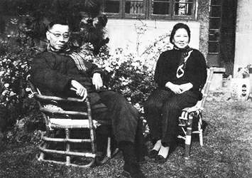 著名翻譯家傅雷夫婦自殺