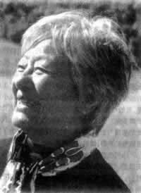 著名詩(shī)人郭小川出生