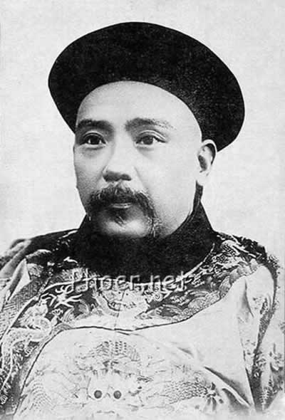 袁世凱下令全國尊孔