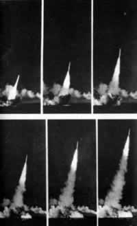 我國向預定海域發射運載火箭成功
