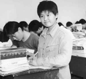 曾牽動首都百萬人心的山東小姑娘楊曉霞痊愈出院（（歷史上今天lssjt.cn））