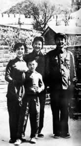 人民藝術(shù)家趙丹逝世