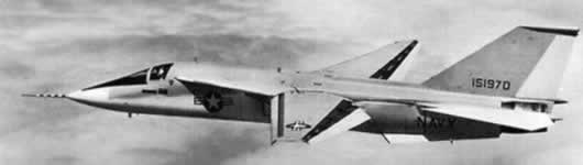 F-111戰斗轟炸機正式交付美國空軍使用