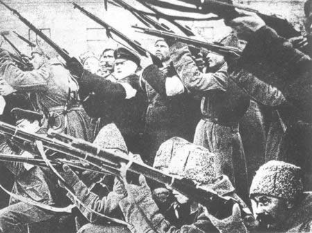 俄國(guó)十月革命爆發(fā)