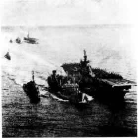 美國(guó)第七艦隊(duì)臺(tái)海演習(xí)，解放軍被迫炮擊金門