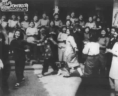 新中國(guó)消滅妓院制度