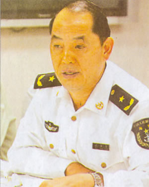 中國海軍護航艦隊今天起錨赴索馬里海域