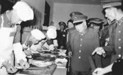 杰出的經濟、軍事政治工作領導者余秋里逝世（歷史上的今天。中國）