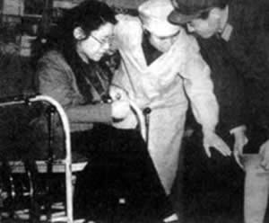張海迪榮獲“優秀共青團員”稱號（歷史上今天lssjt.com）