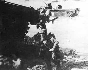 美軍登陸日本沖繩島