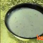 韭菜汁姜汁燉牛奶